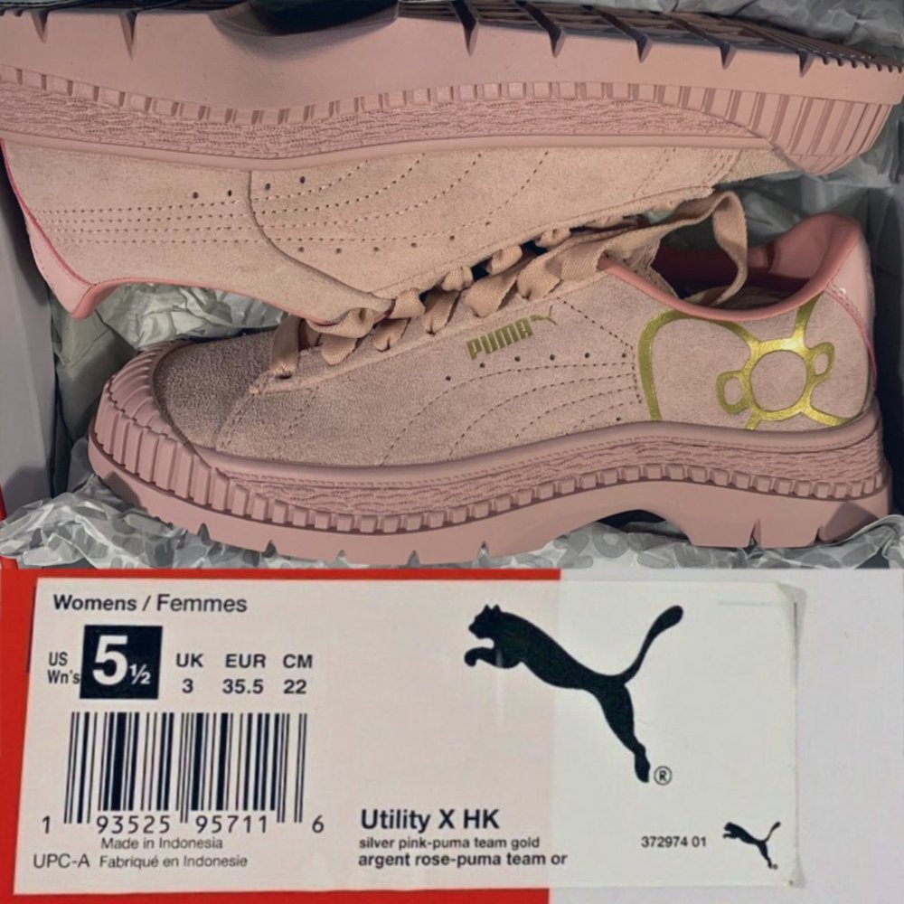 BNIB PUMA x HELLO KITTY Utility Trainers Sneakers - Picture 8 of 8